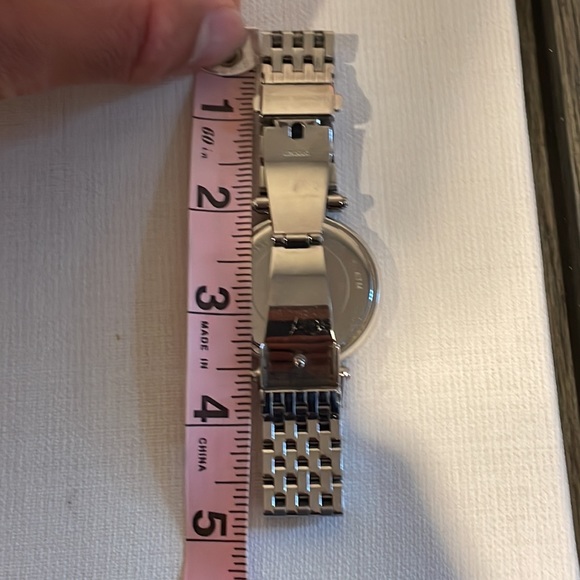 Michael Kors MK3190 Darci Silver Dial Pave Bezel Women's Watch - Picture 8 of 9